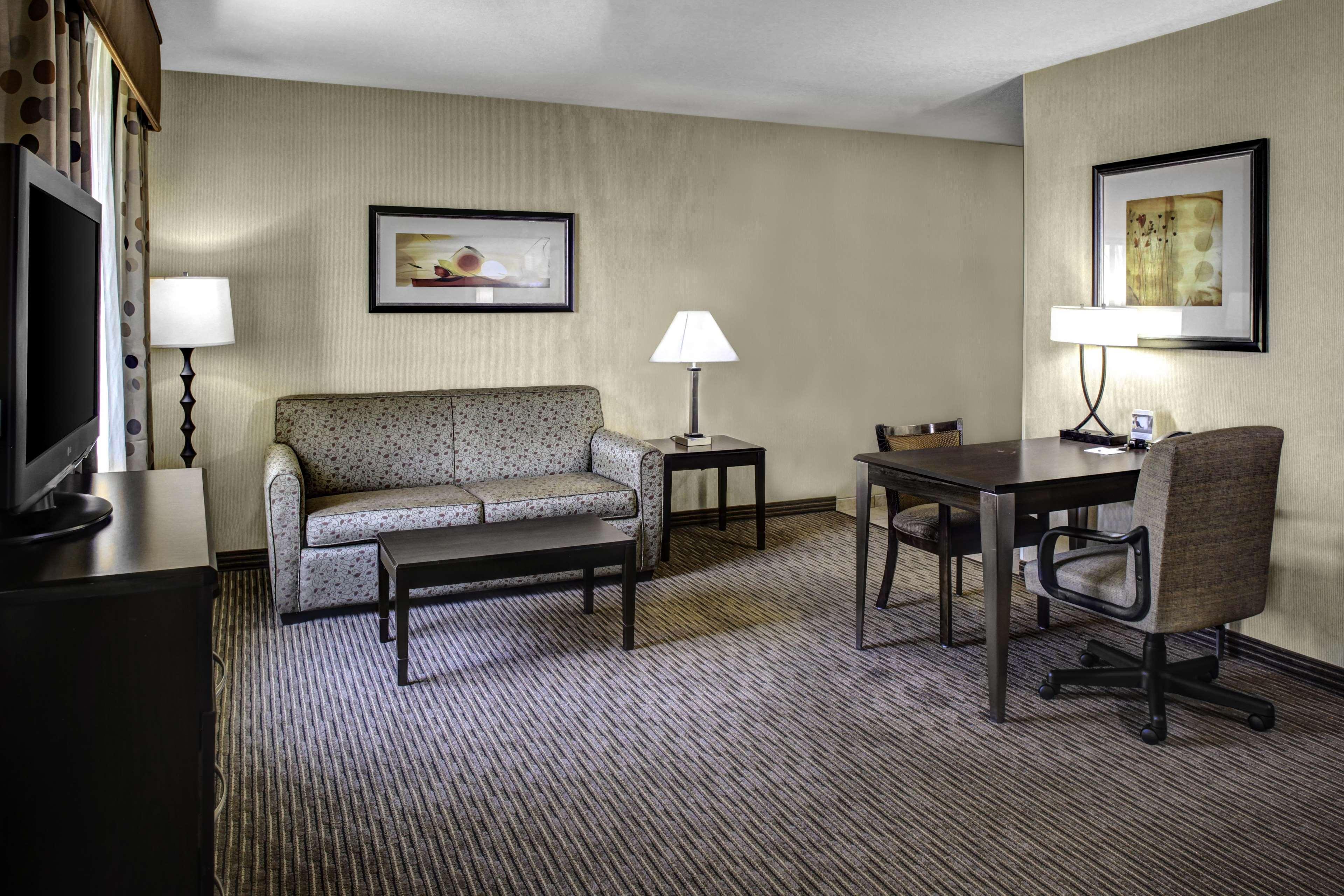 Hampton Inn And Suites Bakersfield / Highway 58 Экстерьер фото