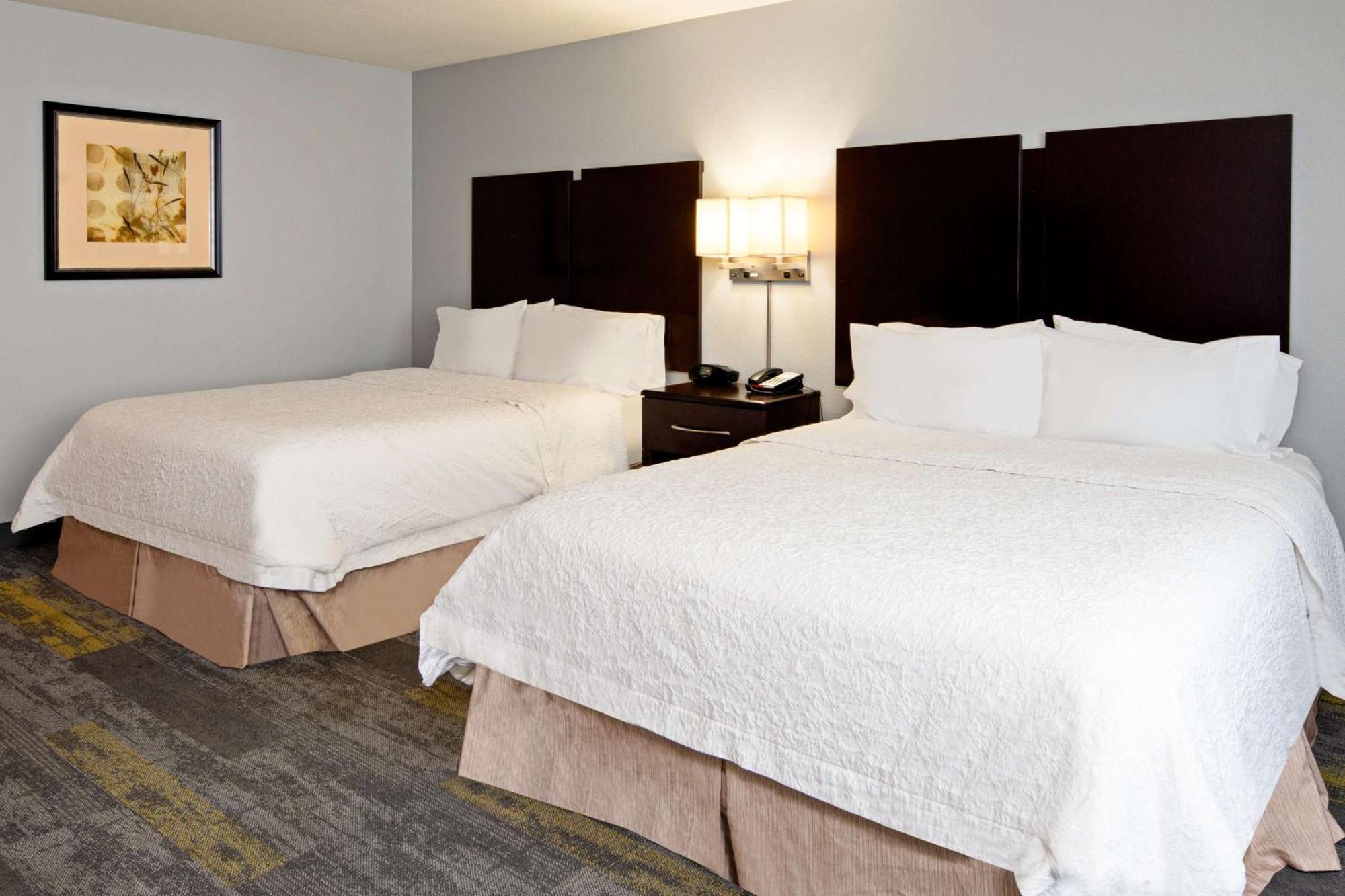 Hampton Inn And Suites Bakersfield / Highway 58 Экстерьер фото